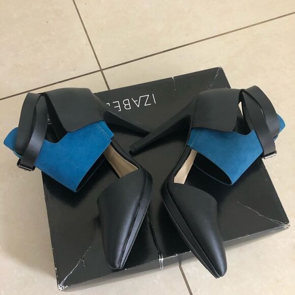 NWB! Izabella Rue black blue ankle wrap heels 8